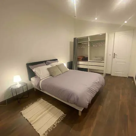 Apartment Moderne Pres De Paris Et Stade De France Avec Place De Stationnement *